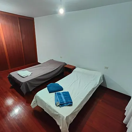 - Piso 3 Habitaciones, Bano Y Aseo Apartmán