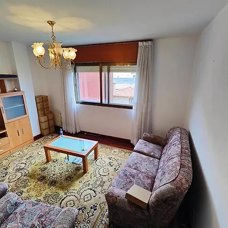 - Piso 3 Habitaciones, Bano Y Aseo