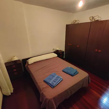 - Piso 3 Habitaciones, Bano Y Aseo * Monterroso